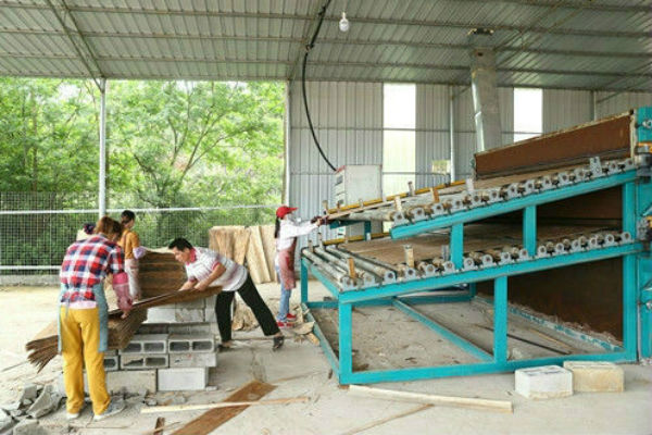 单板午夜AV在线播放 单板午夜AV在线播放