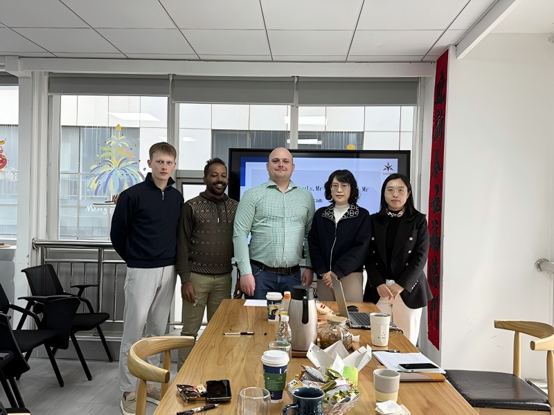 单板国产午夜在线看.jpg 单板国产午夜在线看.jpg